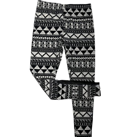 No Boundaries Tribal Print Leggings (S/3-5) - Picture 1 of 8